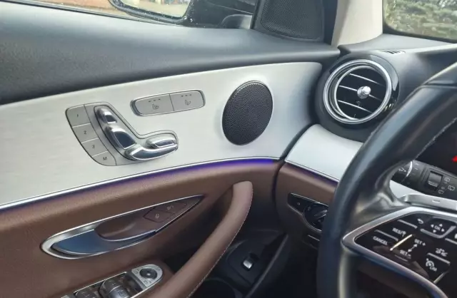 MERCEDES-BENZ Klasa E 