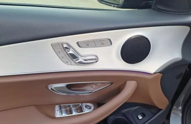 MERCEDES-BENZ Klasa E 