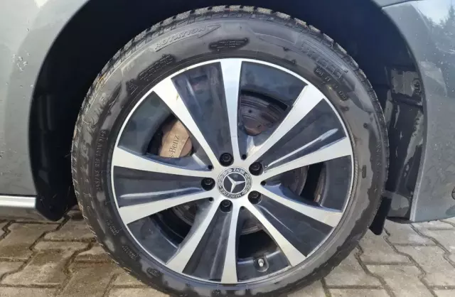 MERCEDES-BENZ Klasa E 