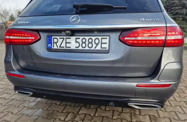 MERCEDES-BENZ Klasa E 