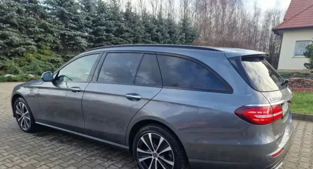 MERCEDES-BENZ Klasa E 