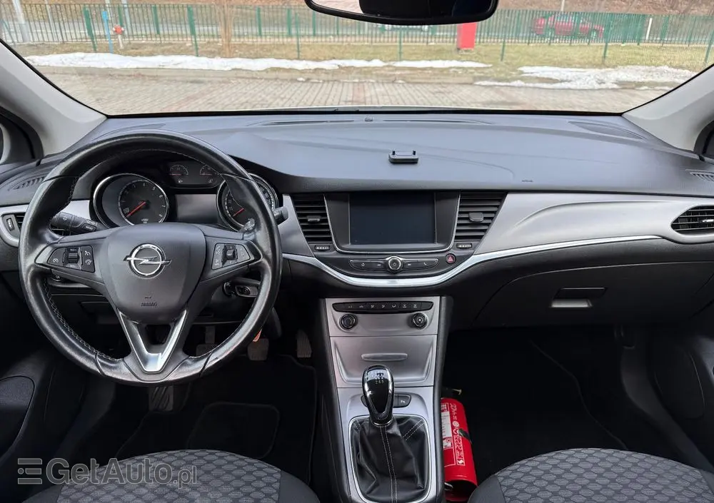 OPEL Astra 1.4 Turbo Active