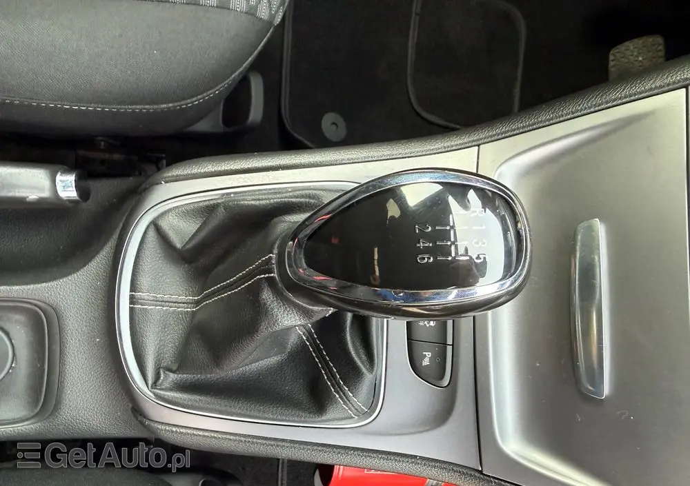 OPEL Astra 1.4 Turbo Active