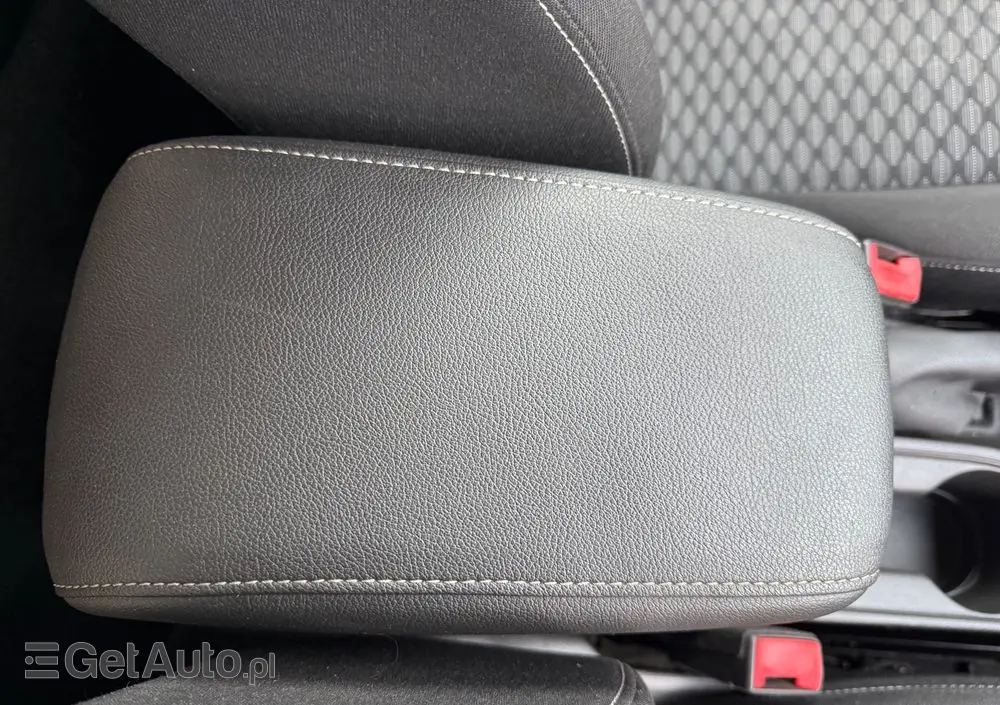 OPEL Astra 1.4 Turbo Active