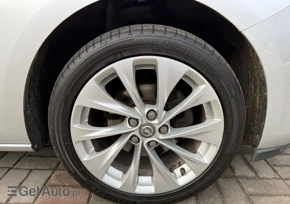 OPEL Astra 1.4 Turbo Active