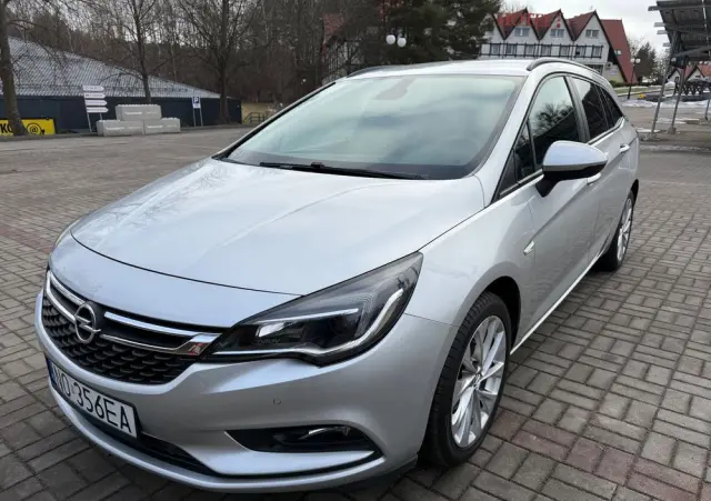 OPEL Astra 1.4 Turbo Active