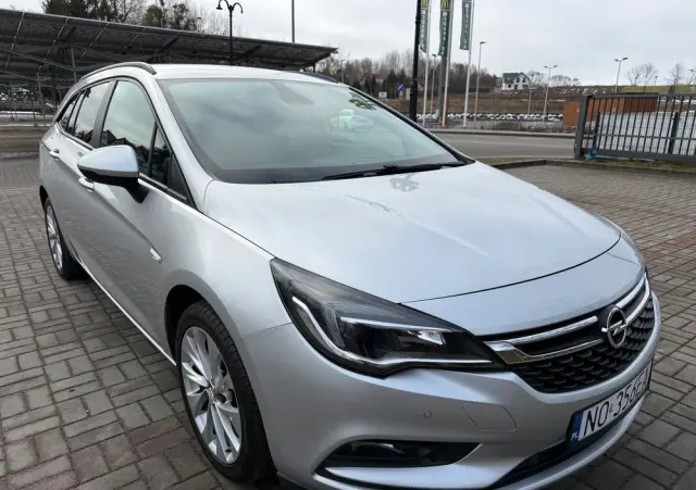OPEL Astra 1.4 Turbo Active