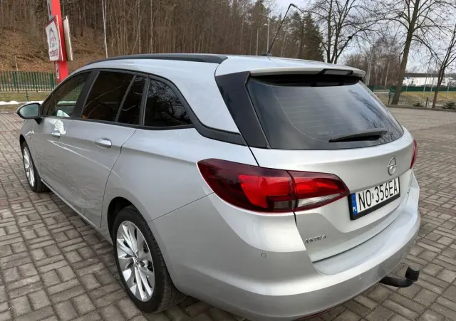 OPEL Astra 1.4 Turbo Active