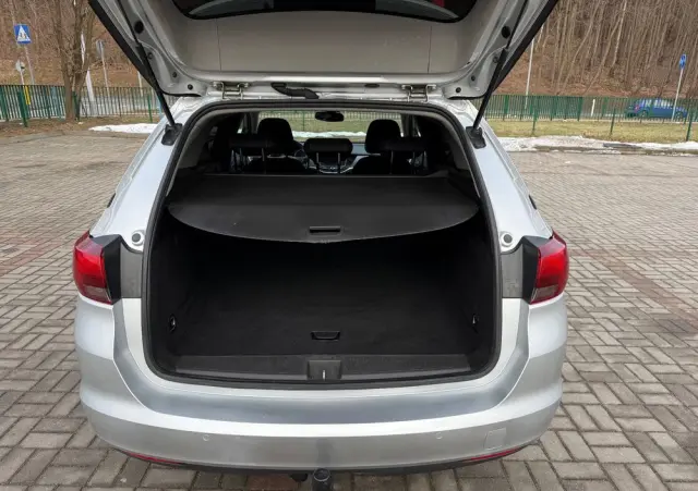 OPEL Astra 1.4 Turbo Active