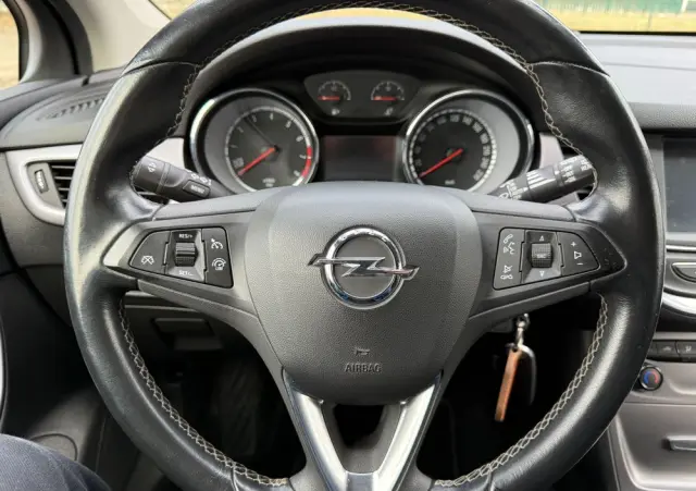 OPEL Astra 1.4 Turbo Active