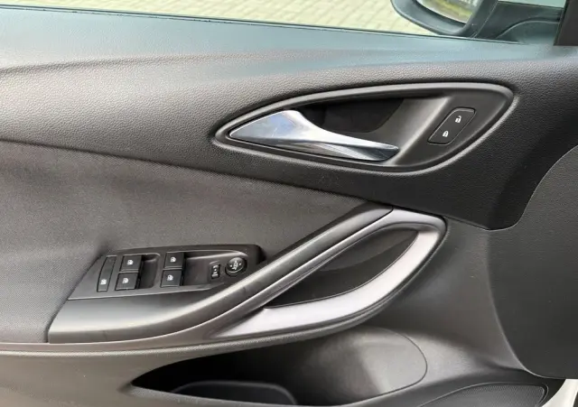 OPEL Astra 1.4 Turbo Active