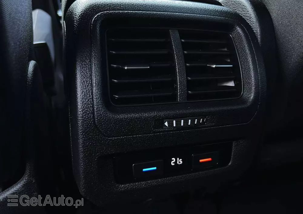 VOLKSWAGEN Touran 2.0 TDI BMT Highline DSG