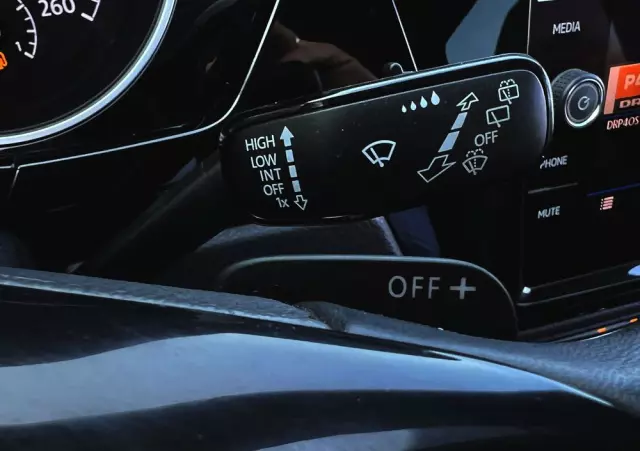 VOLKSWAGEN Touran 2.0 TDI BMT Highline DSG