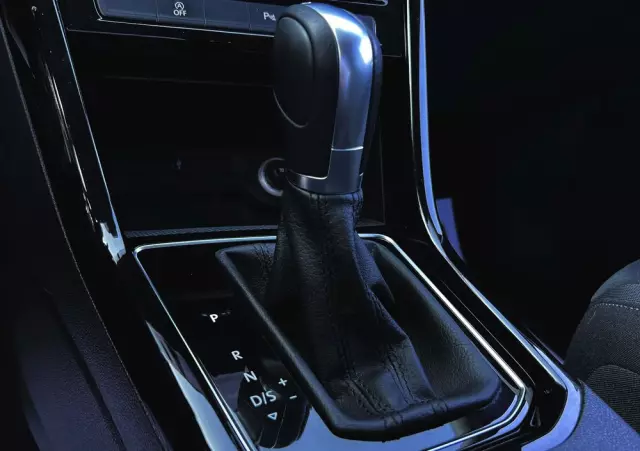 VOLKSWAGEN Touran 2.0 TDI BMT Highline DSG