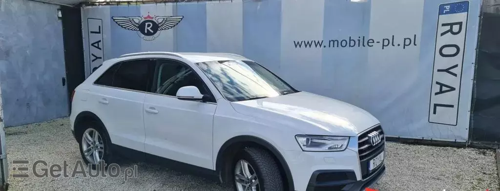 AUDI Q3 