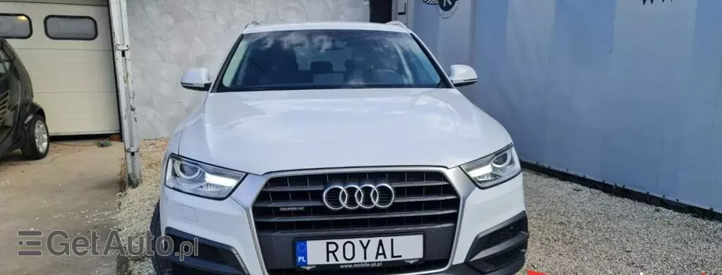 AUDI Q3 