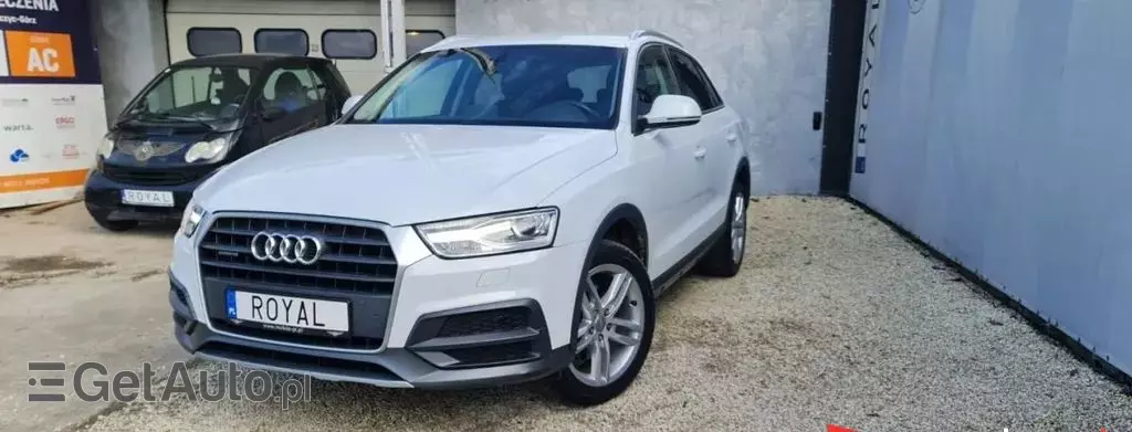 AUDI Q3 