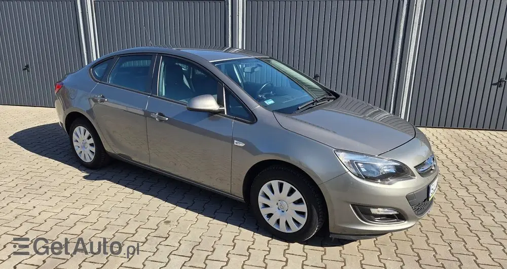 OPEL Astra 1.6 Business EU6