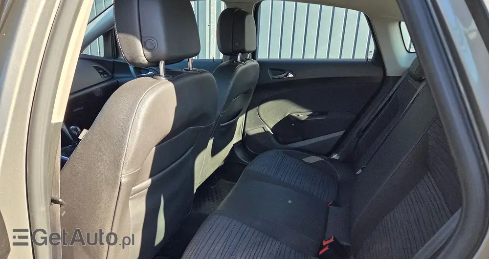 OPEL Astra 1.6 Business EU6