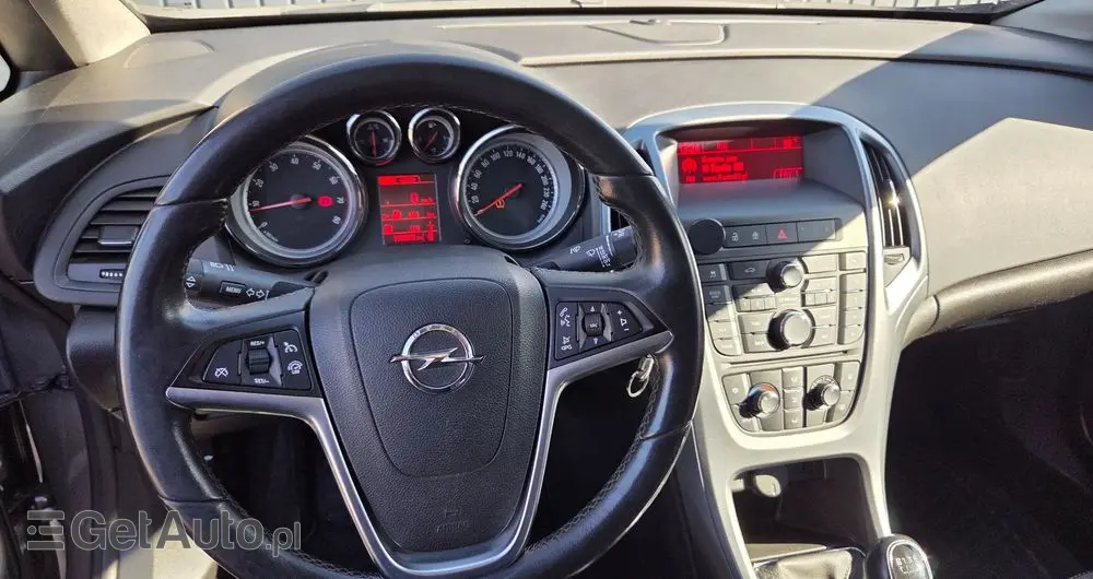 OPEL Astra 1.6 Business EU6