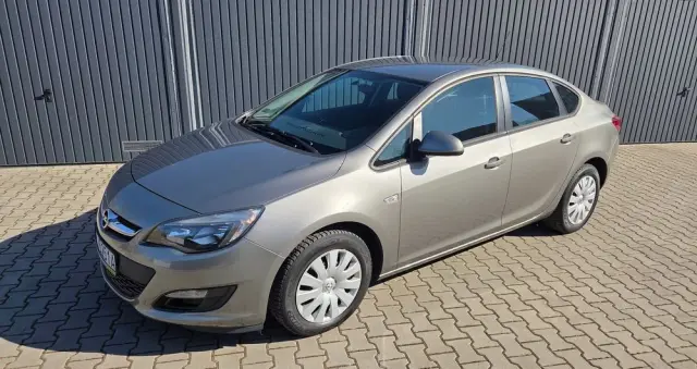 OPEL Astra 1.6 Business EU6