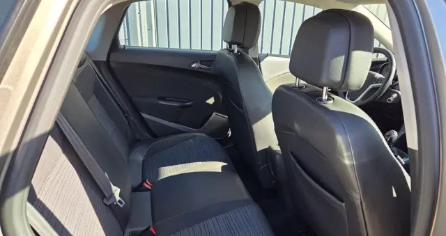 OPEL Astra 1.6 Business EU6