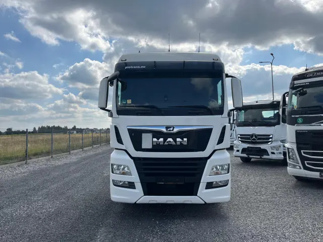MAN MAN TGX 18.460 / ADR / RETARDER / NISKI PRZEBIEG 