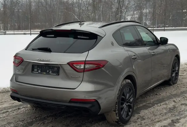 MASERATI Levante S Q4 GranSport