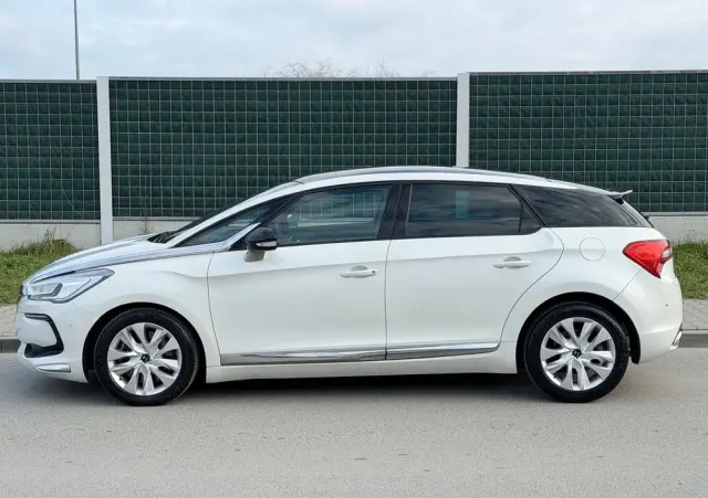 CITROËN DS5 