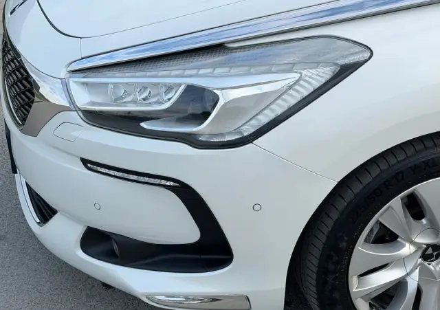 CITROËN DS5 
