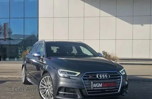 AUDI S3 