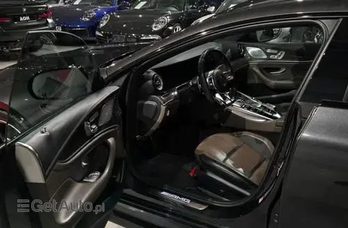 MERCEDES-BENZ AMG GT 