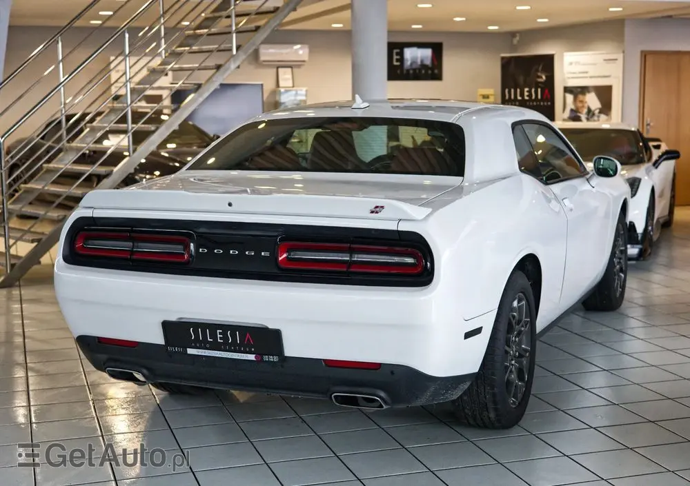DODGE Challenger Automatik SXT Plus