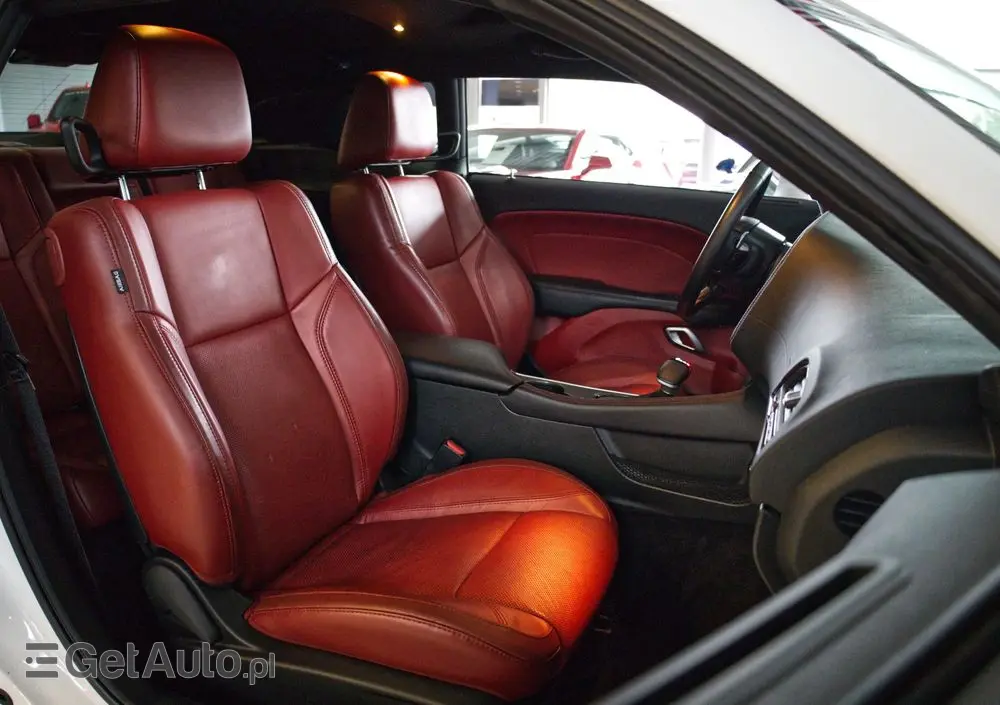 DODGE Challenger Automatik SXT Plus