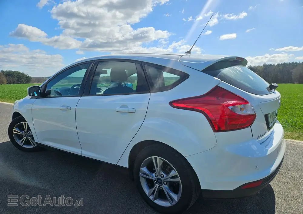 FORD Focus 1.0 EcoBoost STart-Stopp-System TITANIUM
