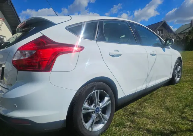 FORD Focus 1.0 EcoBoost STart-Stopp-System TITANIUM