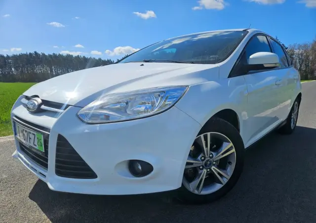 FORD Focus 1.0 EcoBoost STart-Stopp-System TITANIUM