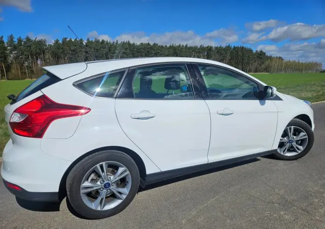 FORD Focus 1.0 EcoBoost STart-Stopp-System TITANIUM