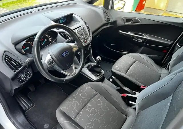 FORD B-MAX 1.4 Titanium