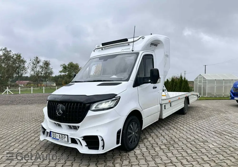 MERCEDES-BENZ SPRINTER 