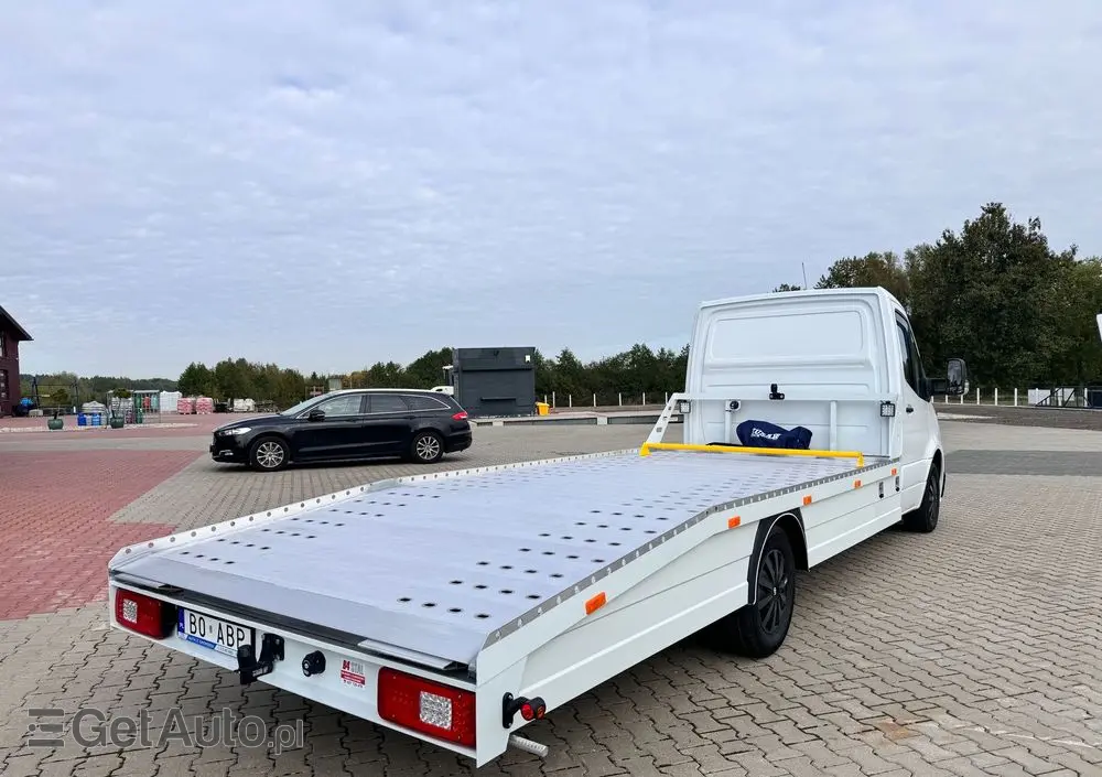 MERCEDES-BENZ SPRINTER 