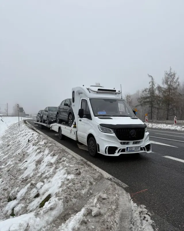 MERCEDES-BENZ SPRINTER 
