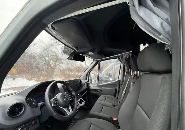 MERCEDES-BENZ SPRINTER 