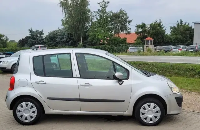RENAULT Modus 