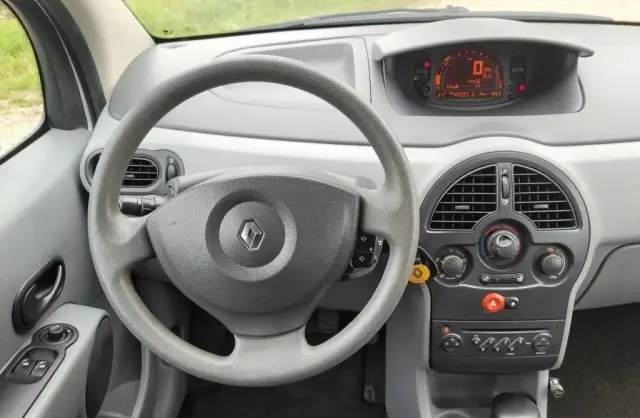 RENAULT Modus 