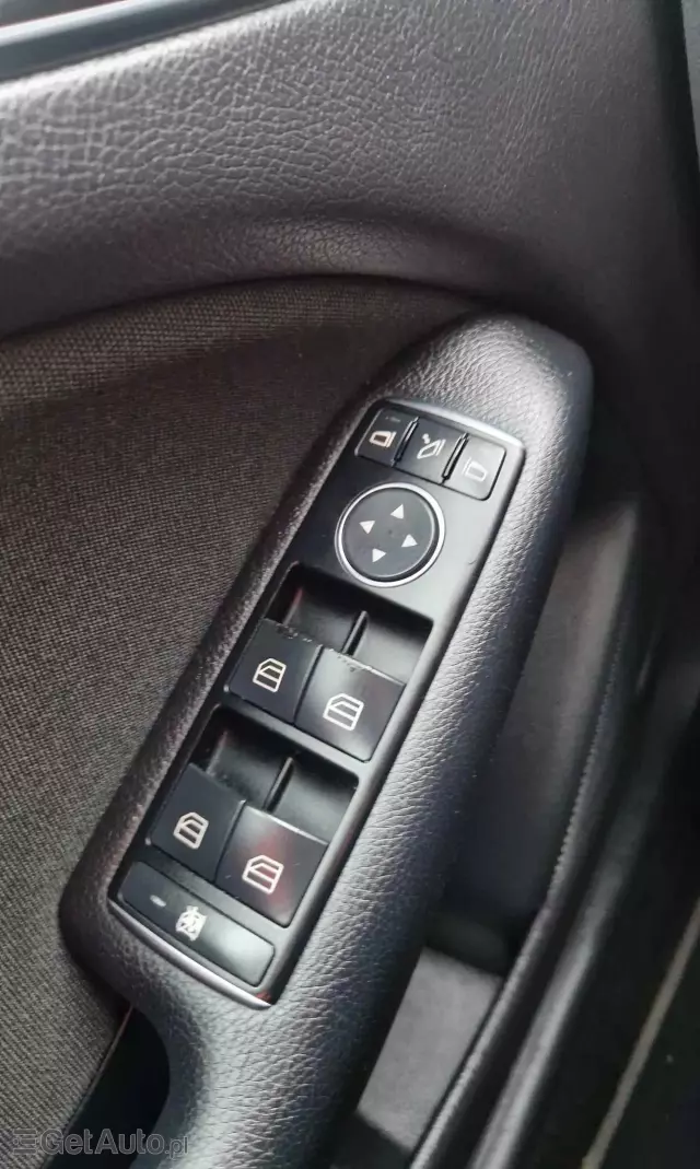 MERCEDES-BENZ Klasa B 180 CDI 7G-DCT