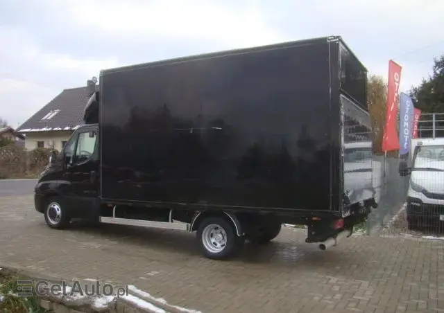 IVECO DAILY 35 C 15 3.0TDI FIRANA Z PRAWEJ STRONY 3.5T DMC WINDA 