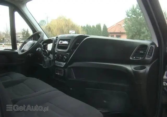 IVECO DAILY 35 C 15 3.0TDI FIRANA Z PRAWEJ STRONY 3.5T DMC WINDA 