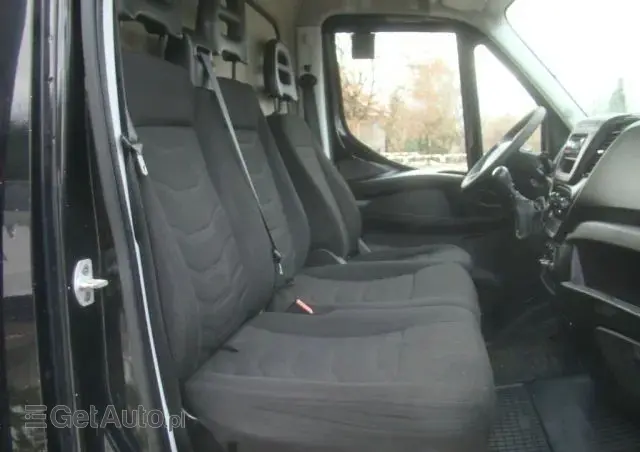 IVECO DAILY 35 C 15 3.0TDI FIRANA Z PRAWEJ STRONY 3.5T DMC WINDA 