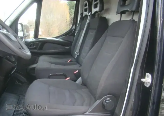 IVECO DAILY 35 C 15 3.0TDI FIRANA Z PRAWEJ STRONY 3.5T DMC WINDA 